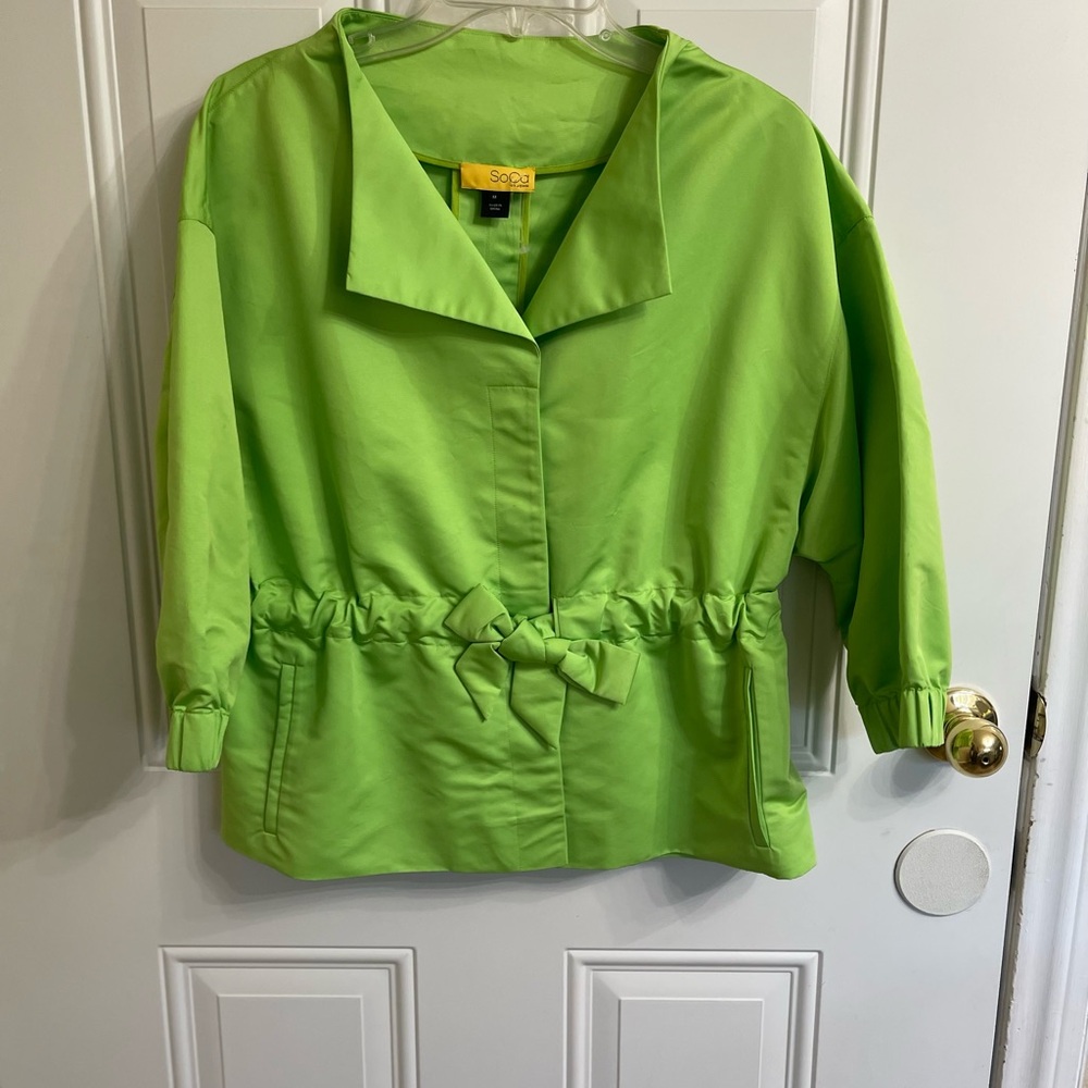 St. John SoCa Collection.        ***RARE FIND***